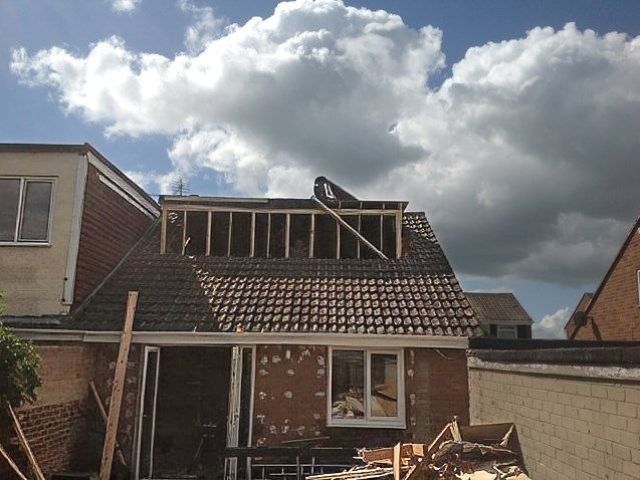builders-construction-12-kireth-ai